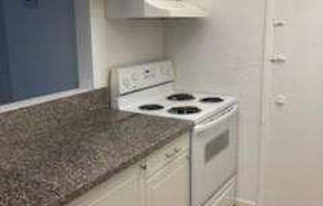 1 bed, 1 bath, 600 sqft, $1,495, Unit C4