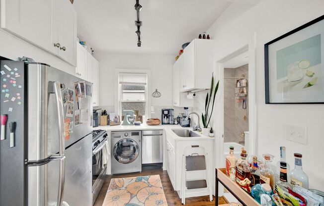 Marshfield Apartments