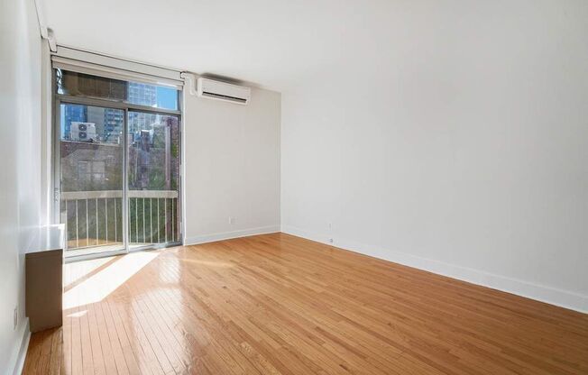 1 bed, 1 bath, $5,250, Unit 5B