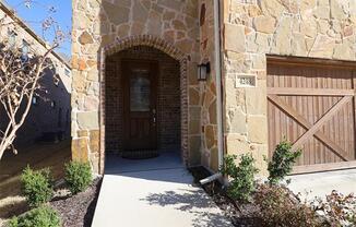 4248 COLTON DR