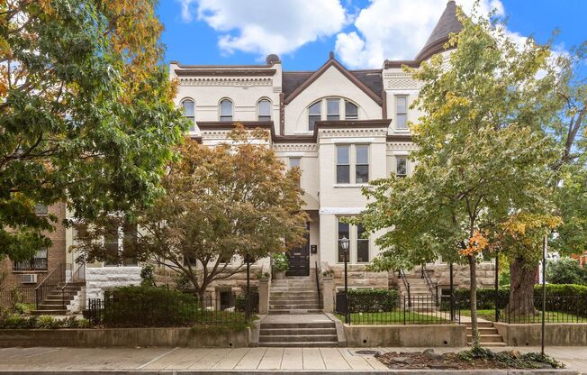 Professionally Managed & Recently Renovated // 2 Bedroom 2 Bathroom Condo // Meridian Hill Park/Cardozo// Exposed Brick!