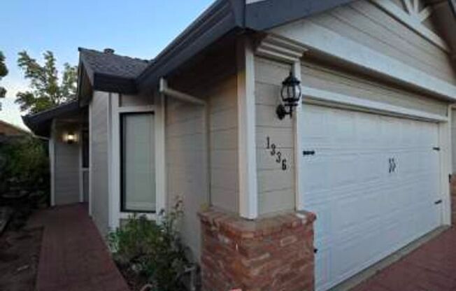 *COMING SOON *Charming 3-Bedroom Home for Rent in Roseville