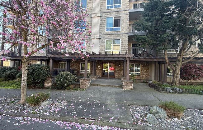 Sausalito Condominiums - West Seattle