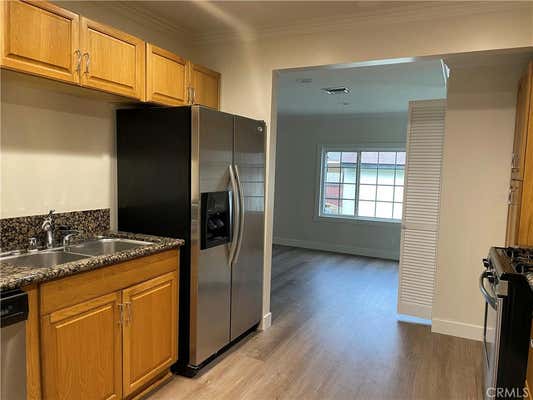 3 beds, 2 baths, 1,517 sqft, $4,400