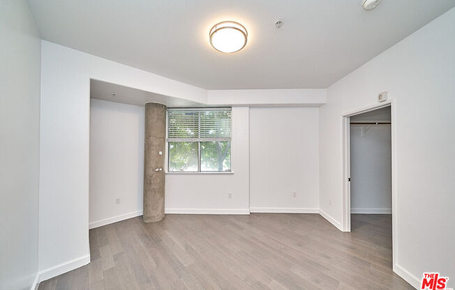 1 bed, 1 bath, 700 sqft, $2,700, Unit 103