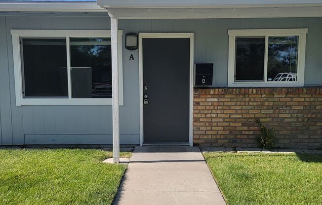 4194 Neil Road