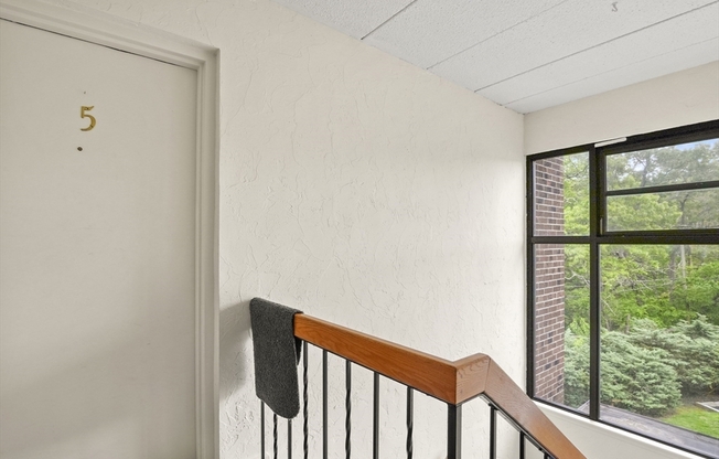 55 Angleside Rd Apt 5