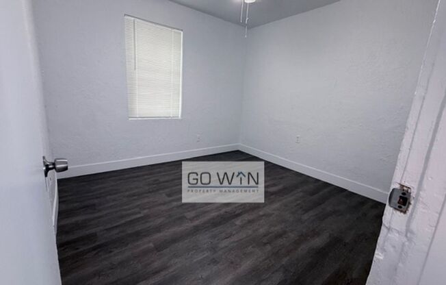 3 Bed/ 1 Bath - House - Amazing Price