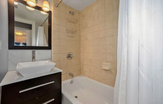 Studio, 1 bath, $1,850, Unit # #N 614