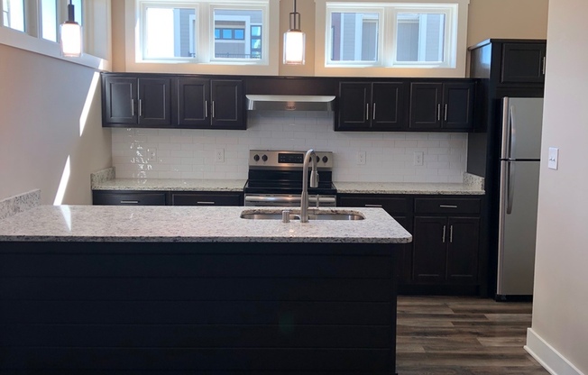 1 bed, 1 bath, 780 sqft, $960, Unit 314