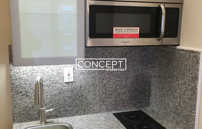 55 SAINT STEPHENS ST