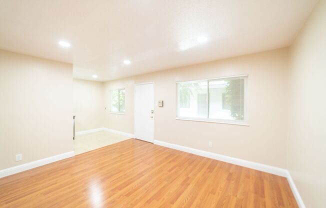 1 bed, 1 bath, $1,795, Unit 206-4