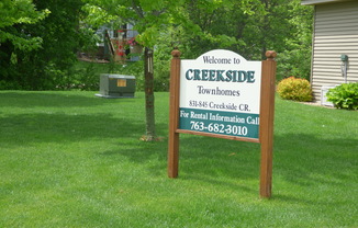 Creekside Circle