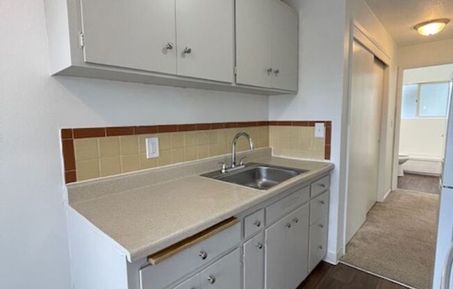 Iron Ridge Apartments