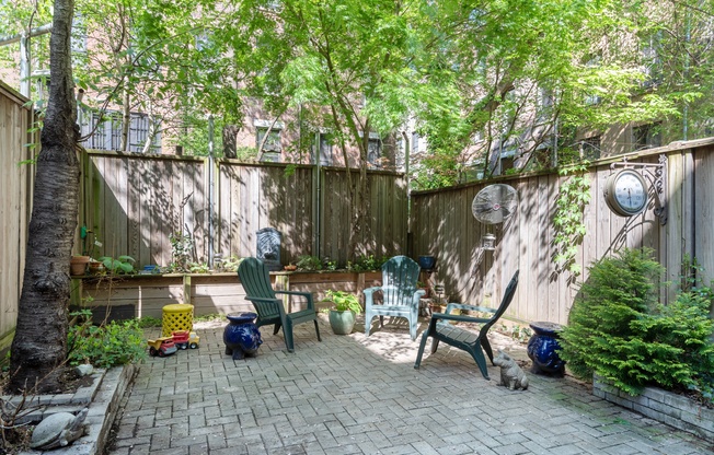 353 W 120 ST