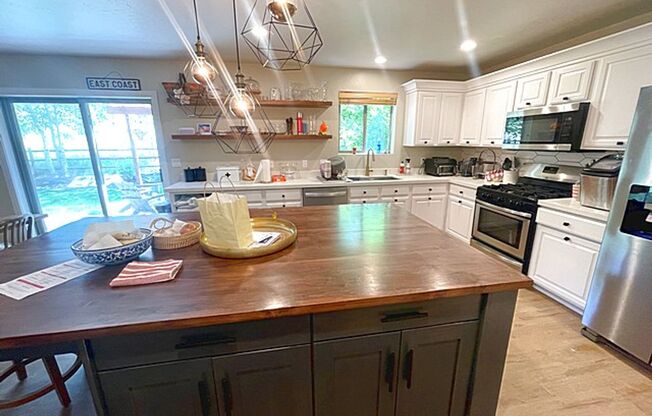Family Friendly Trailside Home