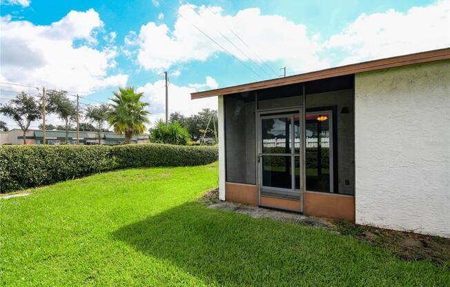 2 beds, 2 baths, 864 sqft, $1,500