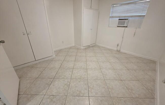 1329 NE 17 Ave Ft. Lauderdale, FL 33304