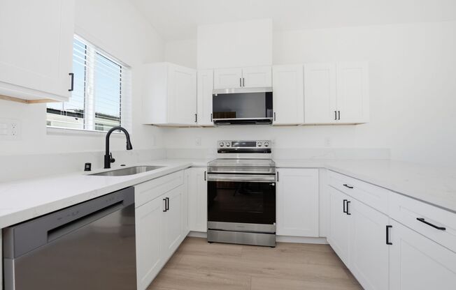 4 beds, 2 baths, $4,500