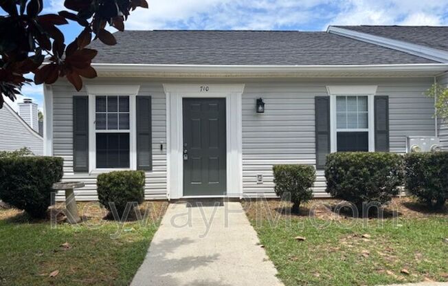 710 FAIRCLOTH CT
