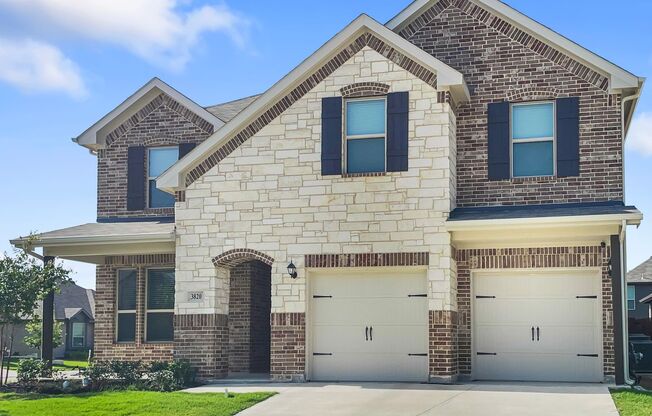 Spacious 4-Bedroom Home with Luxury Amenities in Heather Meadows!