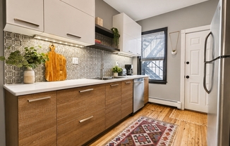10 POMPEII ST