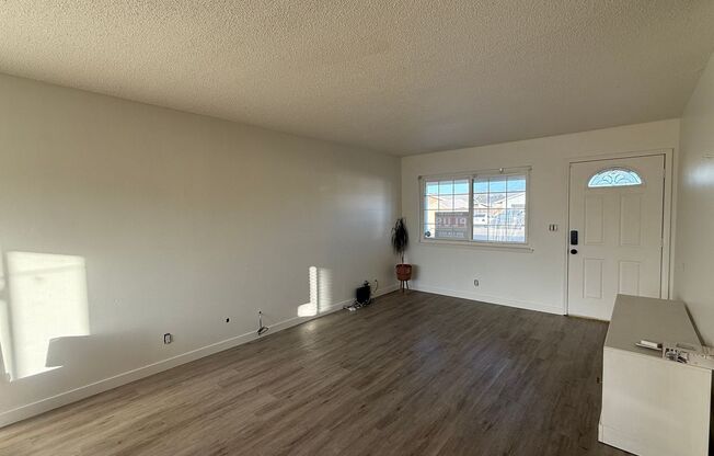 3 beds, 1 bath, $2,995