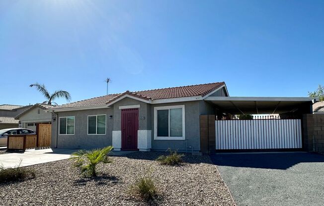 AVAILABLE NOW!!MOVE IN SPECIAL!!! 2 Bedroom 2 Bathroom with Den Home in Coachella!