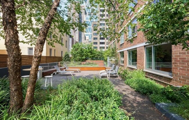 2 beds, 1 bath, 796 sqft, $6,700, Unit 21B