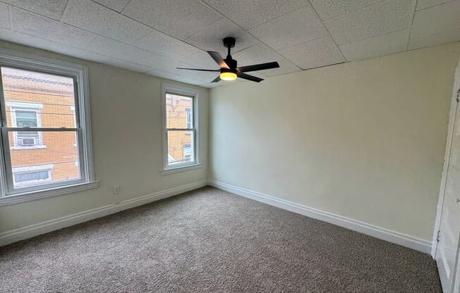 3 bed 1 bath - newly updated, central air, laundry.