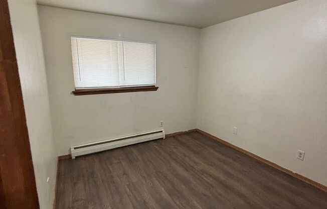 2830 W. Bobolink Ave.