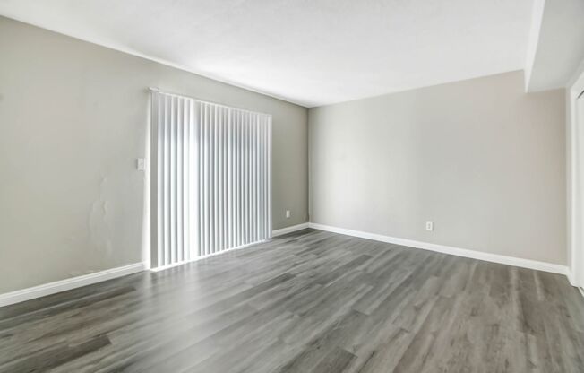 1 bed, 1 bath, 770 sqft, $1,600, Unit #03