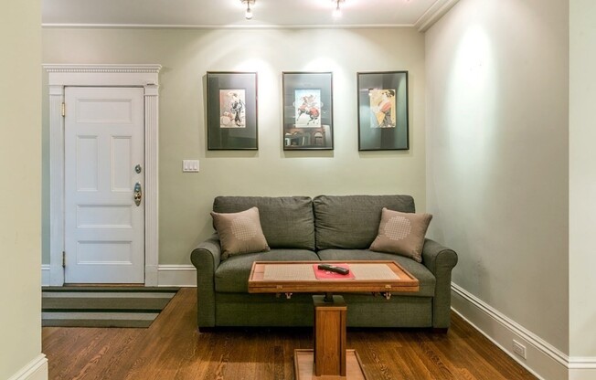 1 bed, 1 bath, 445 sqft, $2,845, Unit 408