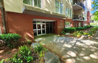 2 beds, 2 baths, $2,025, Unit # 106