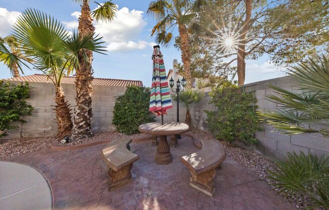 Fully furnished gorgeous Silverado Ranch home!