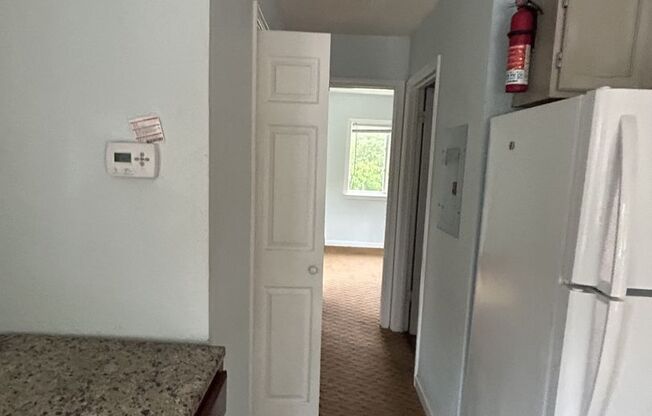 1 bed, 1 bath, 400 sqft, $1,350, Unit Unit 124