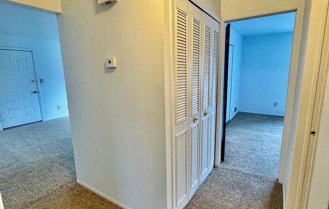 2 beds, 1 bath, 1,000 sqft, $1,295, Unit 615 Flint Rd. #5