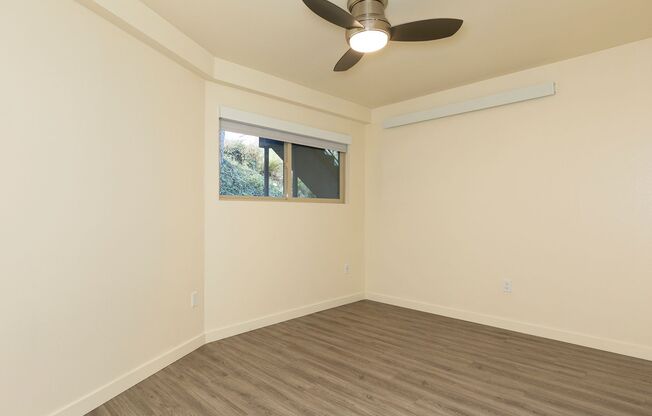 3 beds, 2 baths, 800 sqft, $2,995, Unit 201