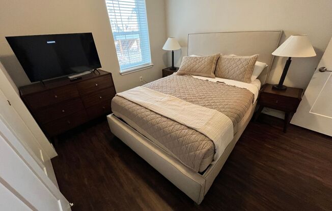 1 bed, 1 bath, 732 sqft, $1,595, Unit 2602-001