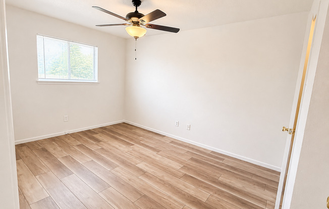 2 beds, 1 bath, 750 sqft, $1,005