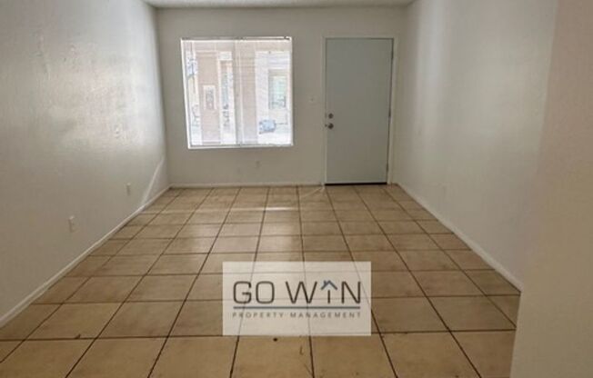 2 beds, 1 bath, $1,250, Unit 157