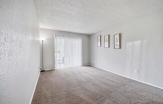 1 bed, 1 bath, 700 sqft, $779, Unit 60