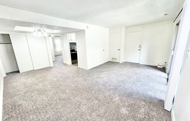 2 beds, 1 bath, 970 sqft, $1,275, Unit 44 PR