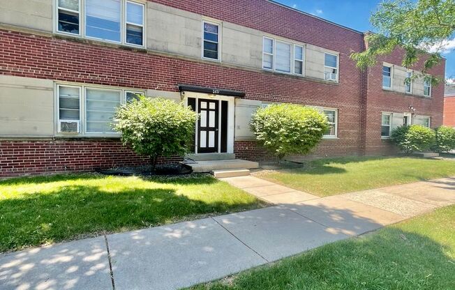 2671-77 N. 74th St.