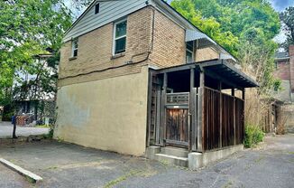 808 W 11th Ave