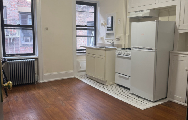 Studio, 1 bath, $1,950, Unit 1BR