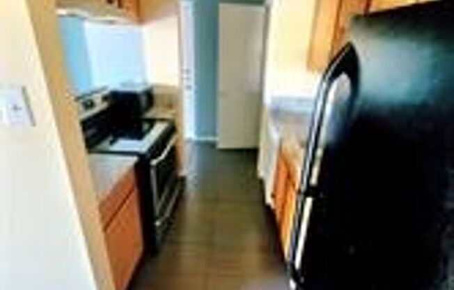 1 bed, 1 bath, $995, Unit Unit#825