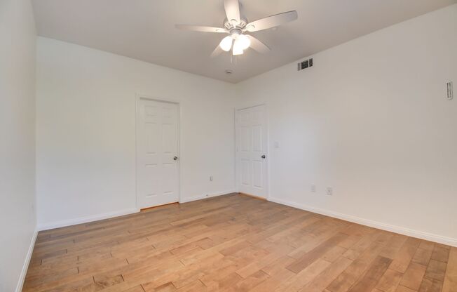 2 beds, 2 baths, $1,600, Unit 823