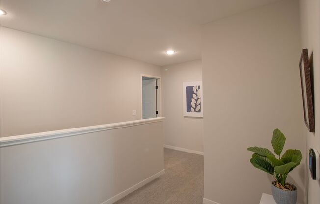 3 beds, 2.5 baths, 1,700 sqft, $2,695, Unit 1213