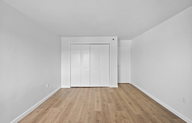 1 bed, 1 bath, 670 sqft, $2,100, Unit 6G